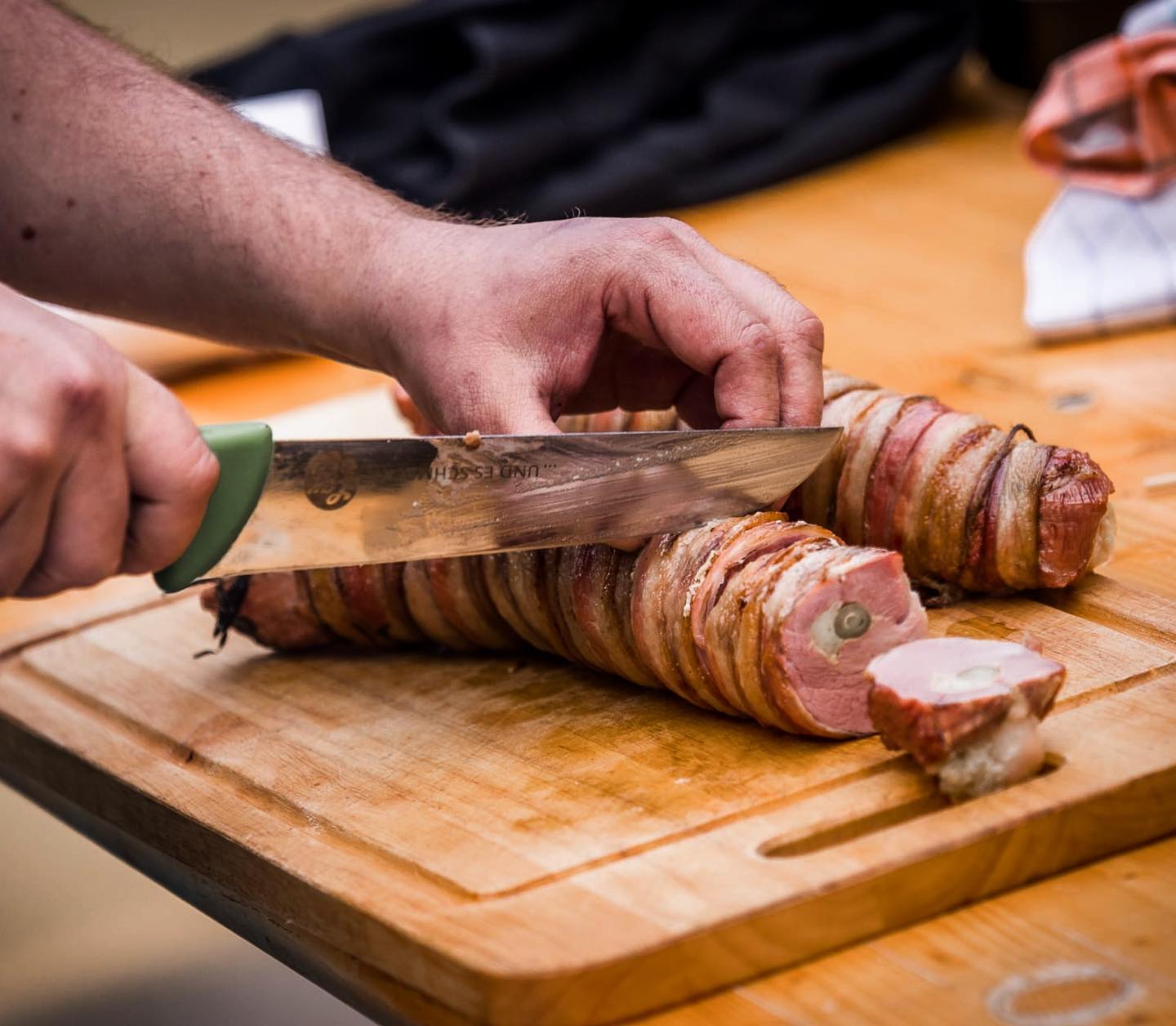 BBQ-Buffet bei einer Veranstaltung